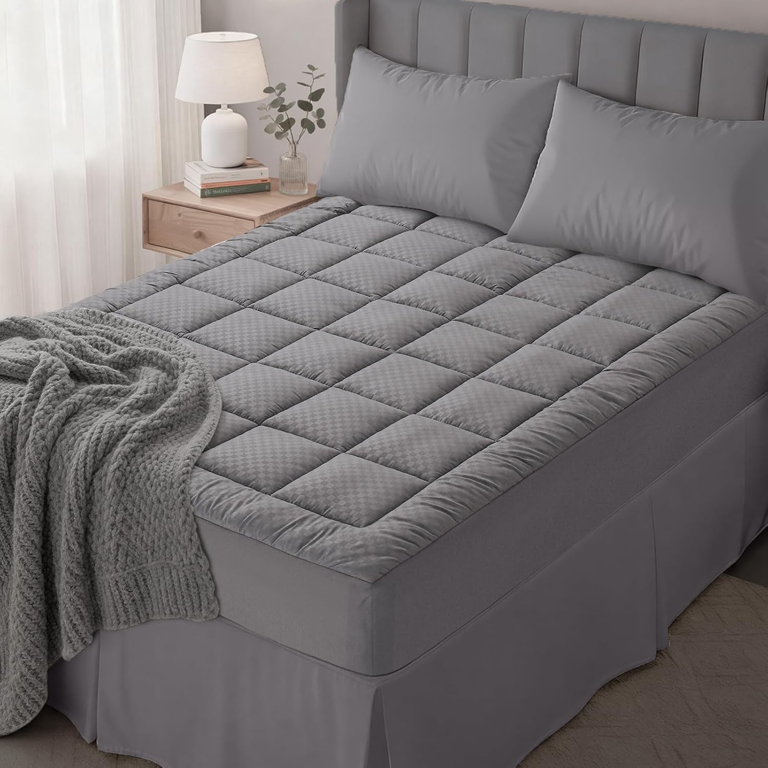 Full Quilted Fitted Mattress Pad – Soft down Alternative Pillow Top Mattress Topper, Cooling Comfort Breathable Mattress Cover, Machine Washable Deep Pocket Mattress Protector, Dark Grey