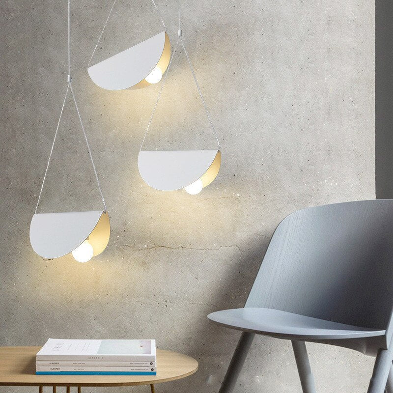 Glider Metal White Art Origami Pendant Light for Cafe Restaurant Hotel Bar - Querencian