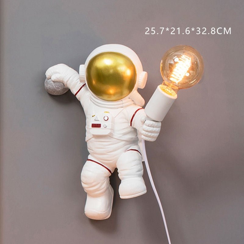 Modern Astronaut Loft Decoration LED Desk Light - Querencian