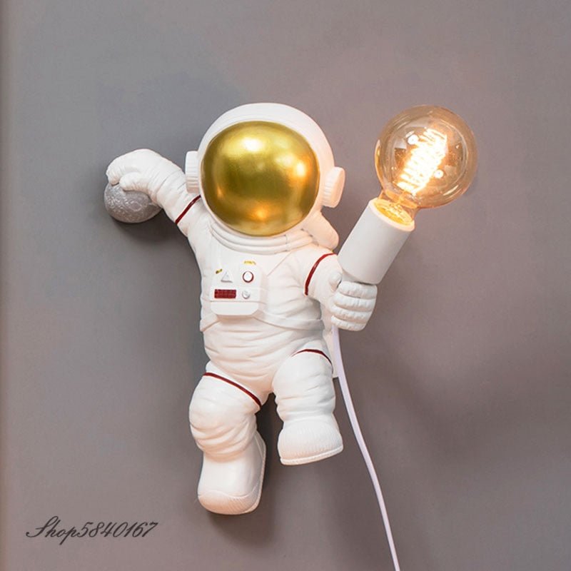 Modern Astronaut Loft Decoration LED Desk Light - Querencian