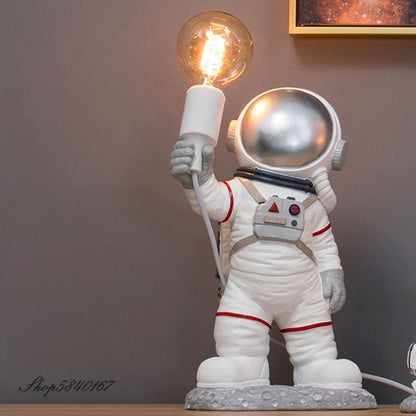 Modern Astronaut Loft Decoration LED Desk Light - Querencian